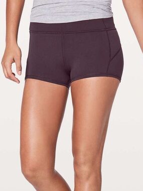 Lululemon in movement shorts 2.5”